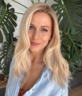 Blonde hair wig ROMEE STRIJD mid length 10 Blonde hair wig ROMEE STRIJD mid length 10