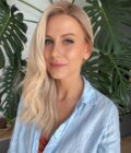 Blonde-hair-wig-ROMEE-STRIJD-mid-length-12 Blonde hair wig in color "ROMEE STRIJD" (mid-length)
