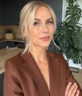 Blonde wig JENNIFER ANISTON long bob 12