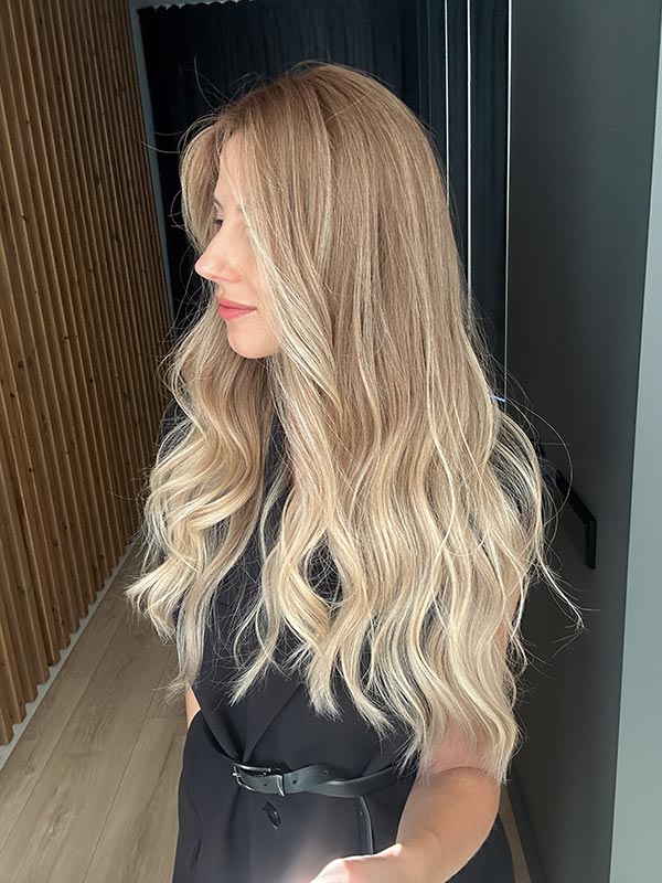 Glueless wig GIGI HADID long 2