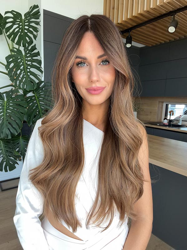 Natural looking lace front wig in color "SOFIA VERGARA" (extremely long)