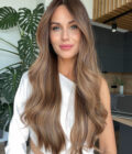 Natural looking lace front wig in color "SOFIA VERGARA" (extremely long)