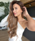 Natural looking lace front wig in color "SOFIA VERGARA" (extremely long)