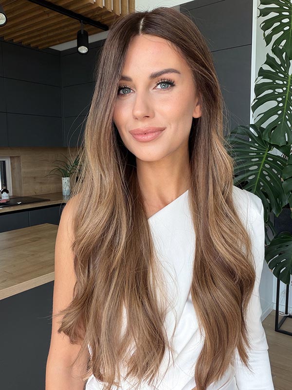 Natural looking lace front wig in color "SOFIA VERGARA" (extremely long)