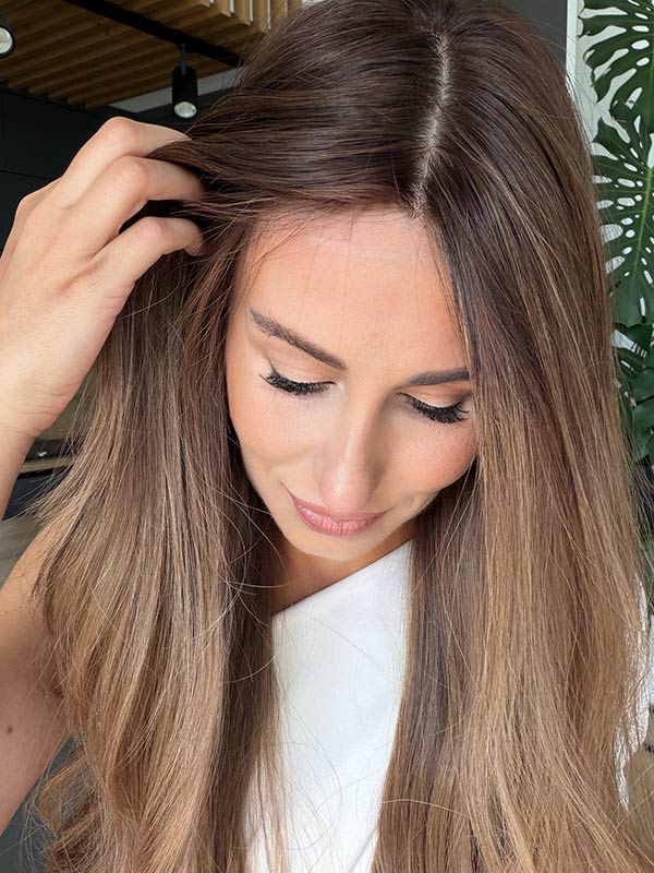 Natural looking lace front wig in color "SOFIA VERGARA" (extremely long)