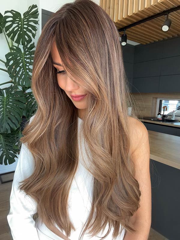 Natural looking lace front wig in color "SOFIA VERGARA" (extremely long)