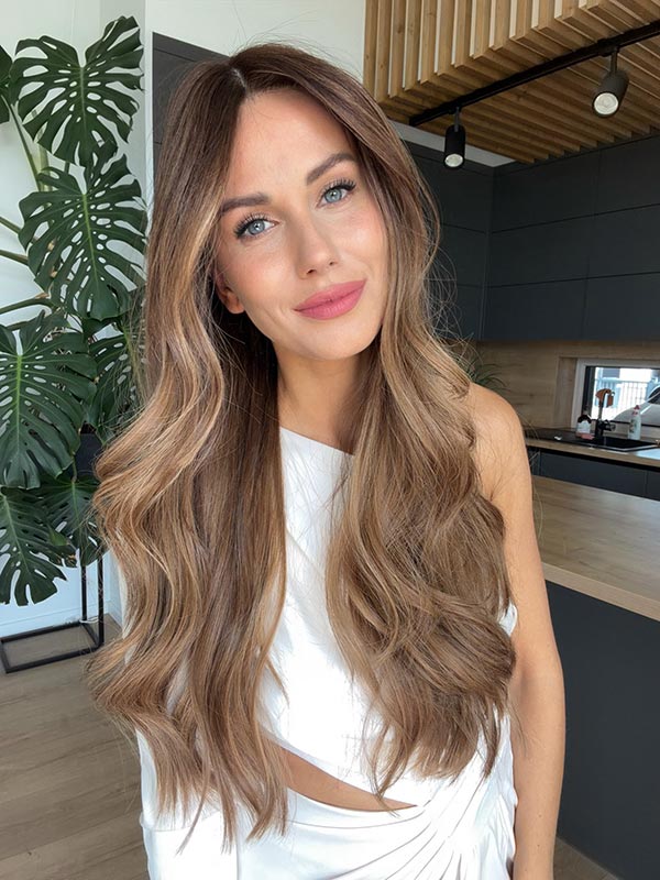 Natural looking lace front wig in color "SOFIA VERGARA" (extremely long)