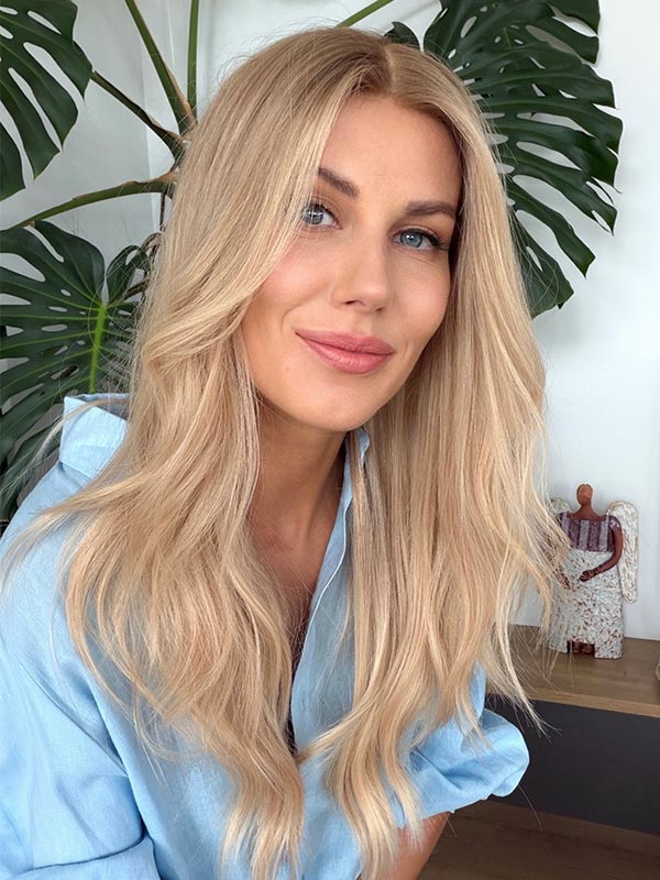 Blonde hair wig in color “ROMEE STRIJD” (long) 17 blonde-hair-wig-romee-strijd-long-ST-9