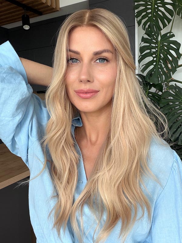 Blonde hair wig in color “ROMEE STRIJD” (long) 12 blonde-hair-wig-romee-strijd-long-ST-6