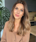 Beautiful wig in color "SOFIA VERGARA" (mid-length)