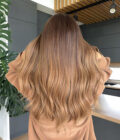Beautiful wig in color "SOFIA VERGARA" (mid-length)
