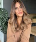 Beautiful wig in color "SOFIA VERGARA" (mid-length)