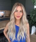 Blonde balayage wig KHLOE KARDASHIAN long 10 Blonde balayage wig KHLOE KARDASHIAN long 10