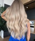 Blonde balayage wig KHLOE KARDASHIAN long 11 Blonde balayage wig KHLOE KARDASHIAN long 11