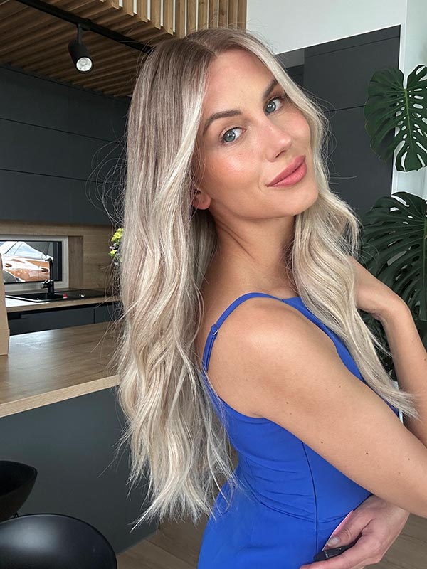 Blonde balayage wig KHLOE KARDASHIAN long 3