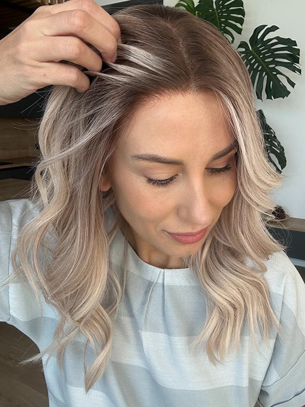 blonde balayage wig khloe kardashian mid-length 5