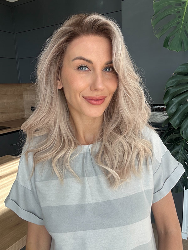 blonde balayage wig khloe kardashian mid-length 9