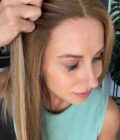 Honey blonde wig in color "MARGOT ROBBIE" (mid-length)
