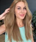 Honey blonde wig in color "MARGOT ROBBIE" (mid-length)