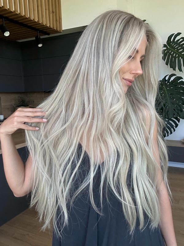 Icy Blonde wig MEGAN FOX extremely long 3