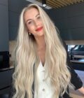 Long blonde wig in color "CANDICE SWANEPOEL" (extremely long)