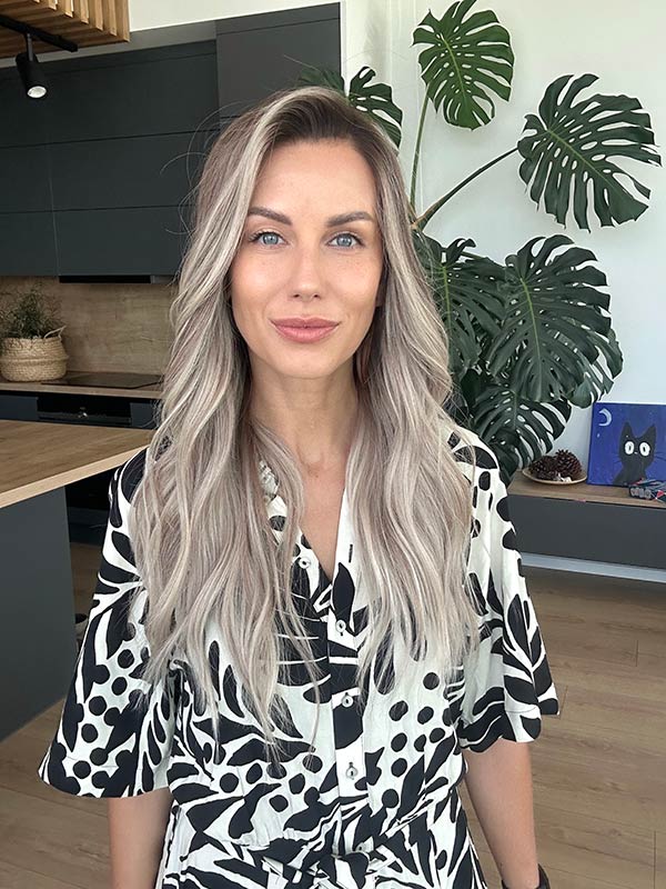 ash blonde wig ciara long 12