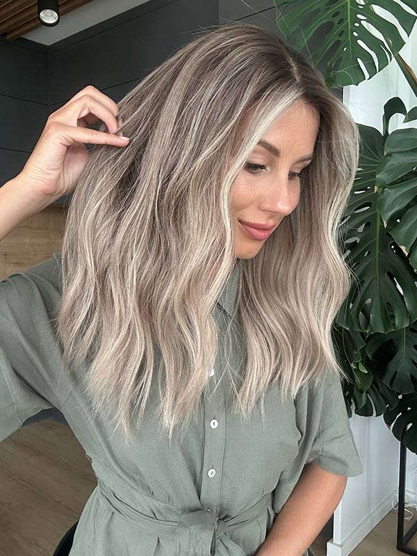 ash blonde wig ciara mid length 4