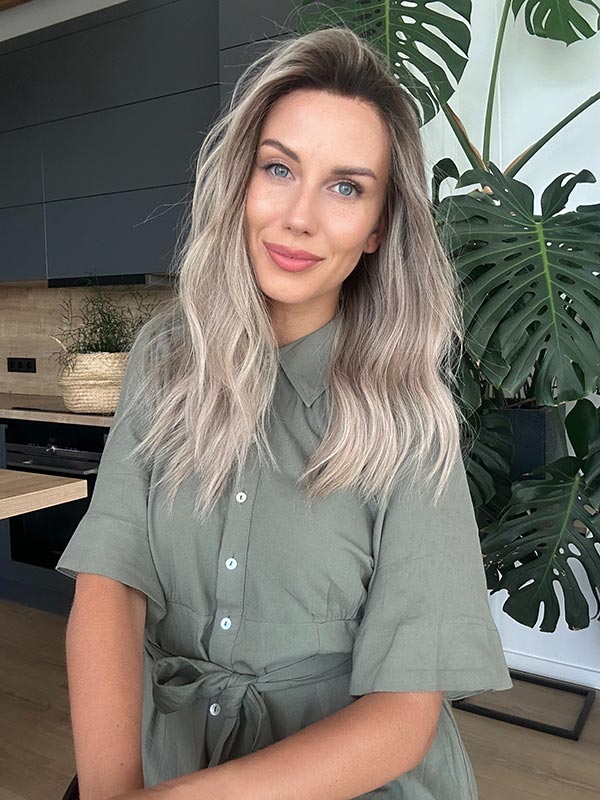 ash blonde wig ciara mid length 5