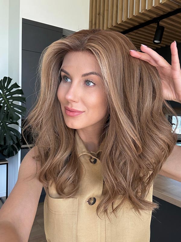 Wheat blonde wig MARGOT ROBBIE mid-length 1