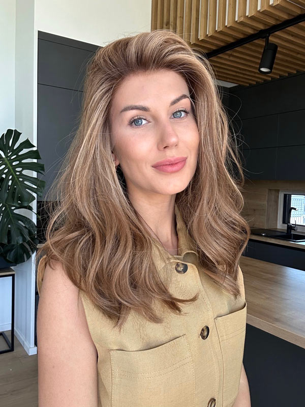 Wheat blonde wig MARGOT ROBBIE mid-length 3