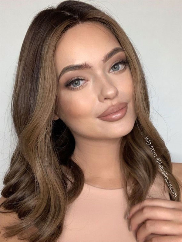 Beautiful wig SOFIA VERGARA mid-length 10