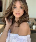 Beautiful wig SOFIA VERGARA mid-length 8
