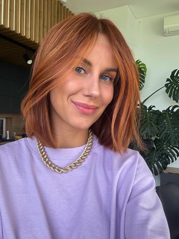 Red wig MADELAINE PETSCH short bob 11