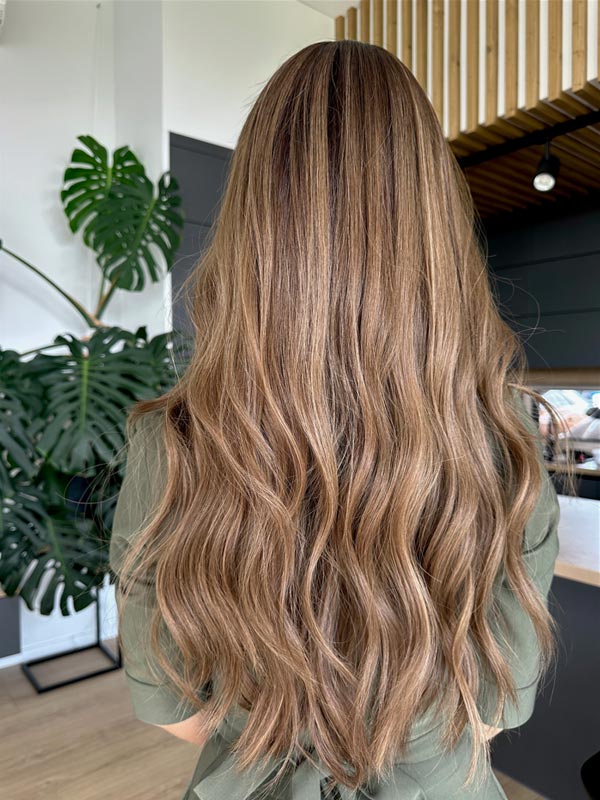 Pretty lace front silk top wig in color "SOFIA VERGARA" (long) 22 Pretty lace front silk top wig in color "SOFIA VERGARA" (long)