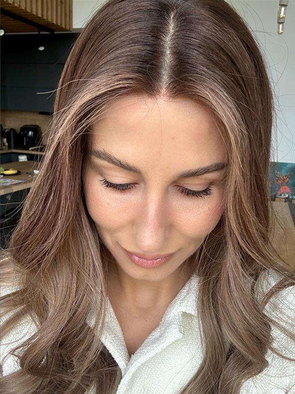 Pretty lace front silk top wig in color "SOFIA VERGARA" (long) 21 Pretty lace front silk top wig in color "SOFIA VERGARA" (long)