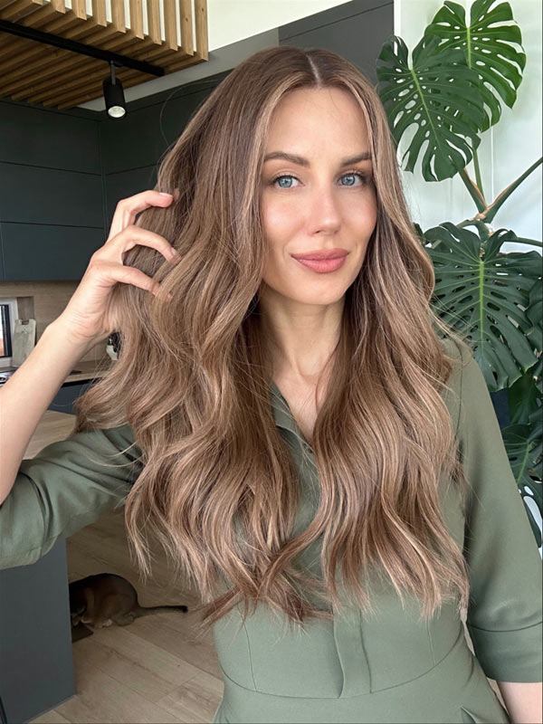 Pretty lace front silk top wig in color "SOFIA VERGARA" (long) 27 Pretty lace front silk top wig in color "SOFIA VERGARA" (long)