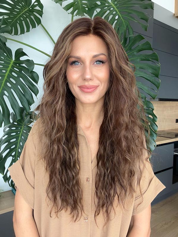 Wavy human hair wig in color "JENNIFER LOPEZ" (long)