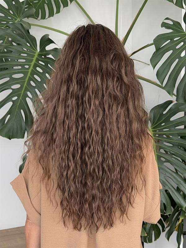 Wavy human hair wig in color "JENNIFER LOPEZ" (long)