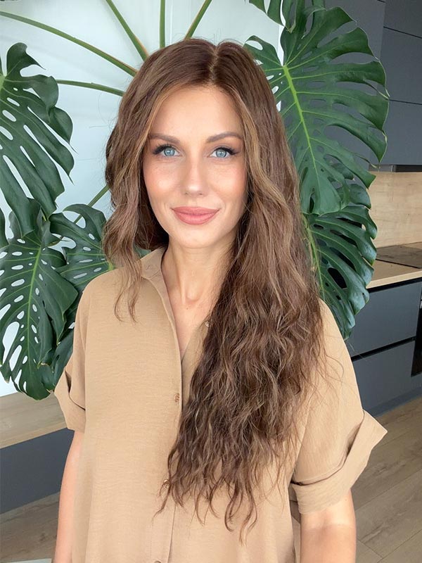 Wavy human hair wig in color "JENNIFER LOPEZ" (long)