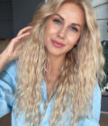 Wavy hair wig in color “ROMEE STRIJD” (long)