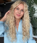 Wavy hair wig in color “ROMEE STRIJD” (long)